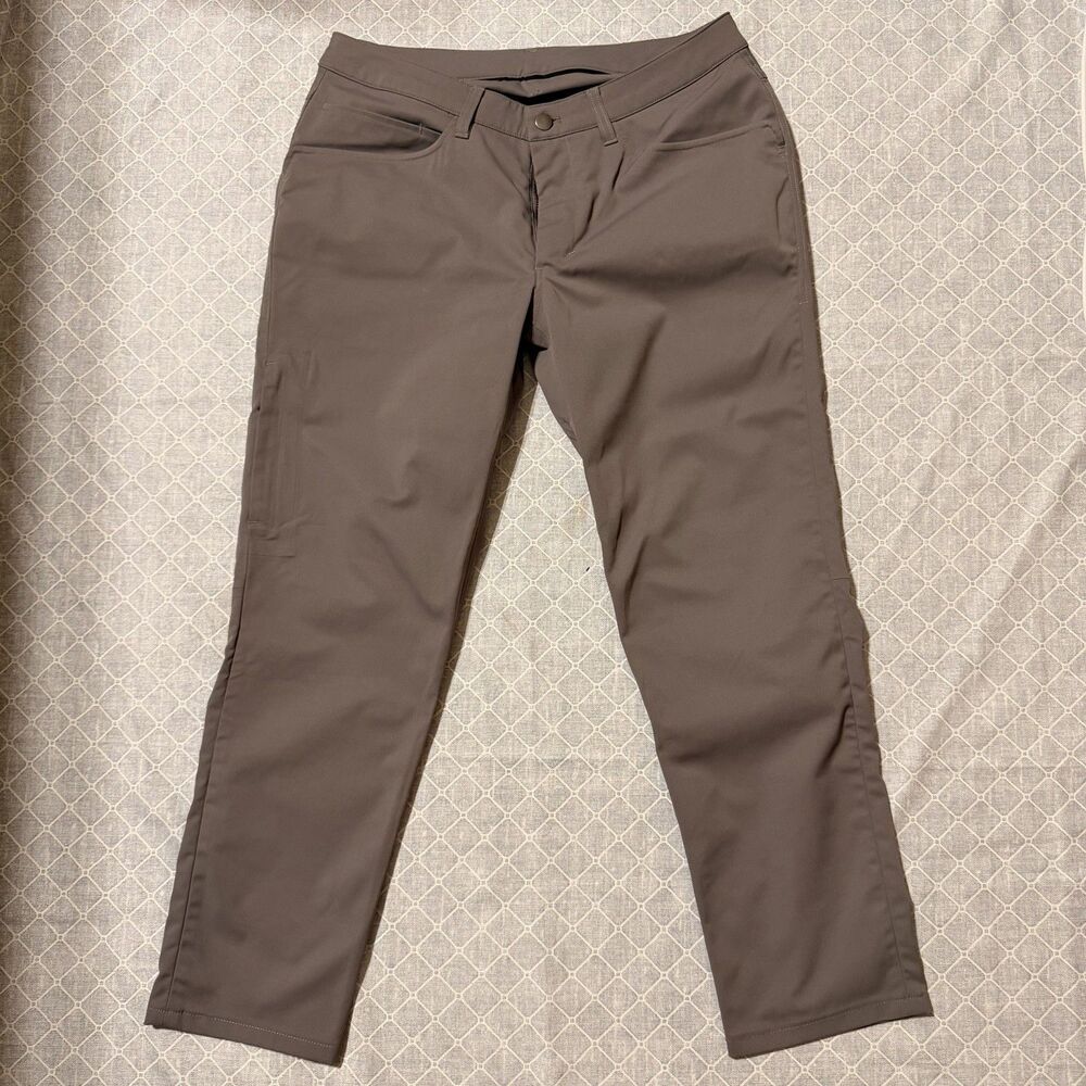 Lululemon ABC Commuter Pants Mens 32 Gray Straight Leg Stretch 5 Pocket LM5A94S